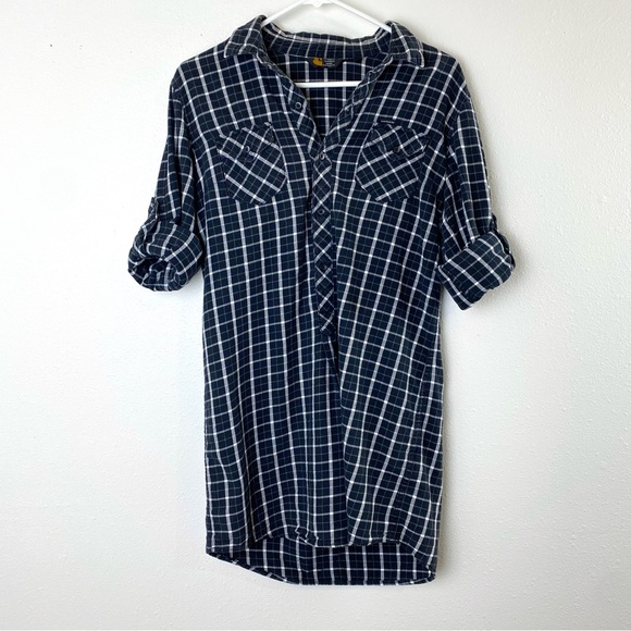 Carhartt Long Sleeve Iowa Dress - Medium - Picture 12 of 12